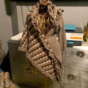 Beautiful brown sweater